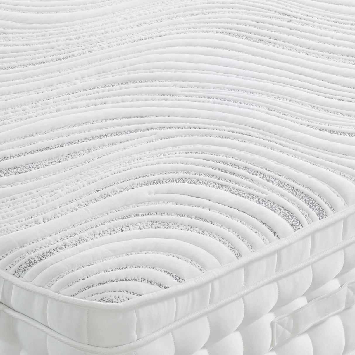 Everest Swirl Handstitched Pillowbox 2000 Pocket Natural Mattress Soft